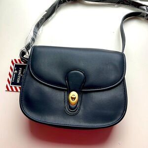 The Sense of Function Navy Blue Crossbody Purse